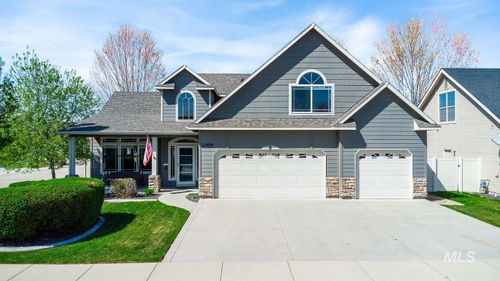 2955 S Bay Star Way, Meridian, ID, 83642-3094 | Card Image