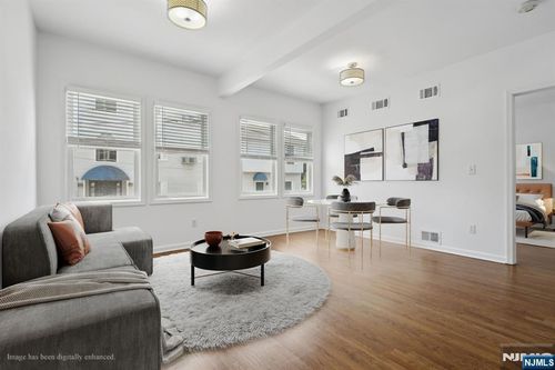 5 Grant St, Montclair, NJ, 07042-4875 | Card Image