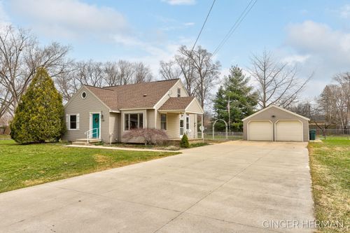 7708 Hazel Drive, Georgetown Charter Township, MI, 49428 | Card Image