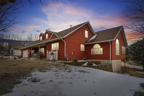 302 Hall St, West Union, IA, 52175-1007 | Card Image