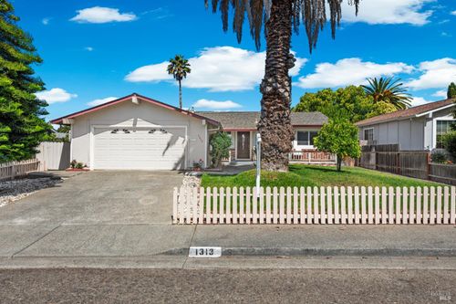 1313 Saint Francis Dr, Petaluma, CA, 94954-5333 | Card Image