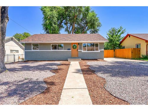 2022 Ridgewood Ln, Pueblo, CO, 81005-2523 | Card Image