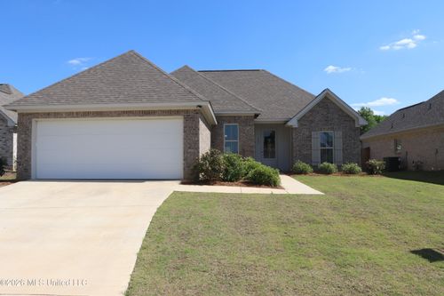 405 Butternut Dr, Canton, MS, 39046-1500 | Card Image