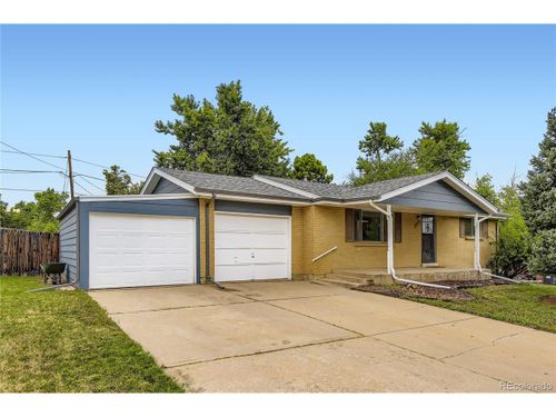 751 Beech St, Lakewood, CO, 80401-4652 | Card Image