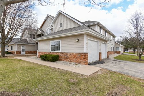 505 Lawson School Rd, Delavan, WI, 53115-3178 | Card Image