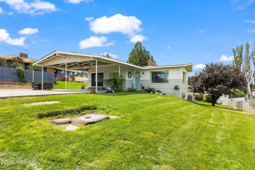 unit-a-714 A Columbia Ave, Sunnyside, WA, 98944-1888 | Card Image