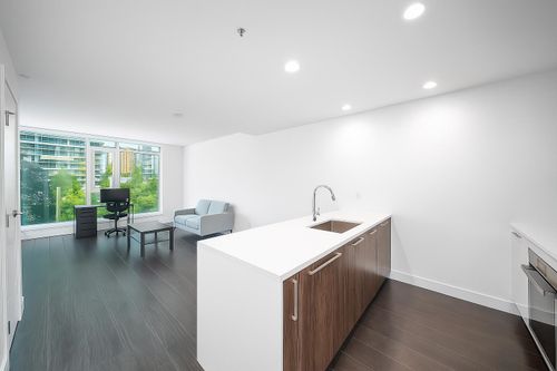 404-6398 Silver Ave, Burnaby, BC, V5H0K7 | Card Image