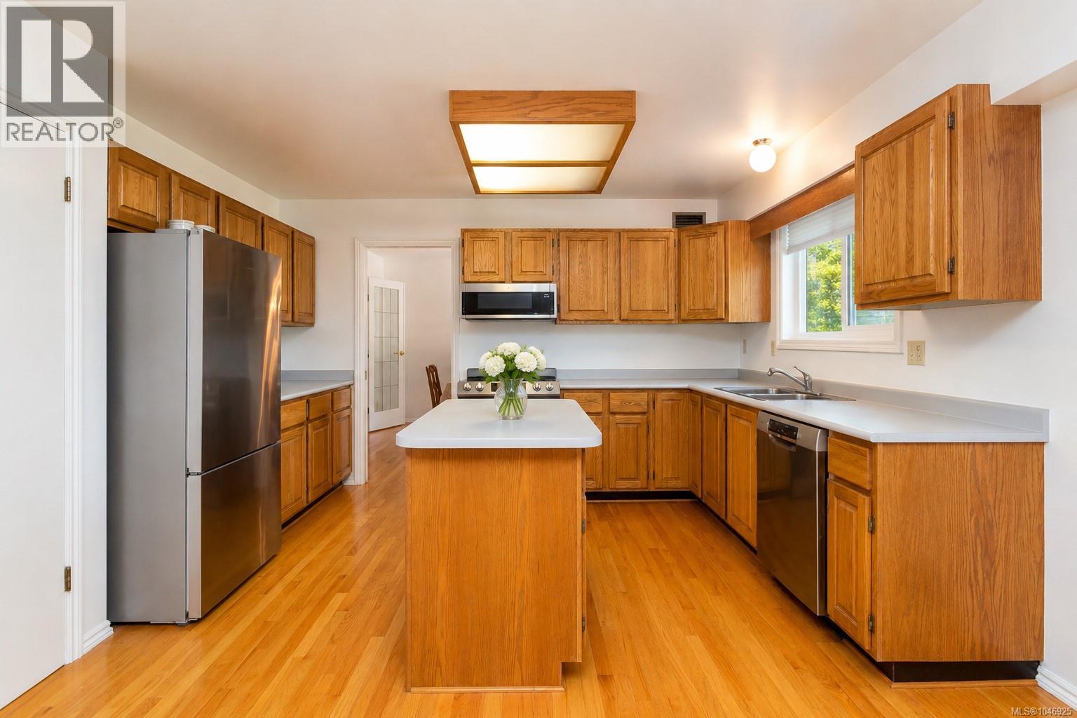 Residential in Saanich 4