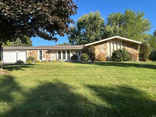 1105 Redding Ln, Angola, IN, 46703-2226 | Card Image