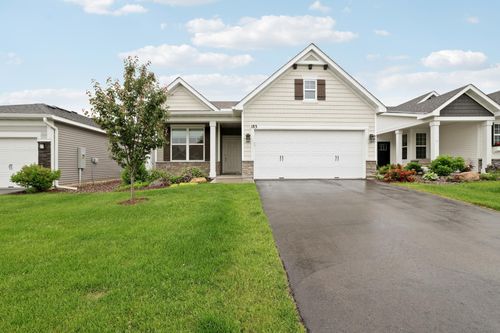 183 Liberty Heights Dr, Chaska, MN, 55318-4633 | Card Image