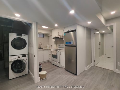 4270 Beacon Lane, Mississauga, ON, L5C3V9 | Card Image