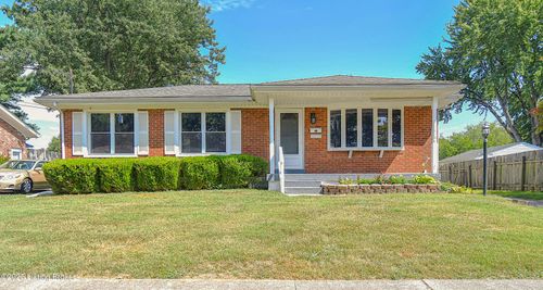 11713 Dearing Woods Dr, Louisville, KY, 40272-5011 | Card Image