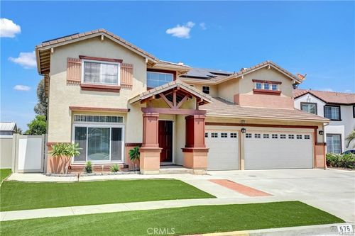 575 Rembrandt Dr, Corona, CA, 92882-6332 | Card Image