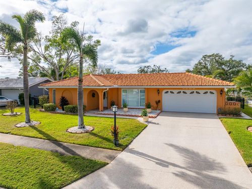 6888 121st St, SEMINOLE, FL, 33772-5613 | Card Image