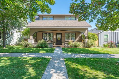 na-21380 Oakview Dr, Bend, OR, 97701-9698 | Card Image