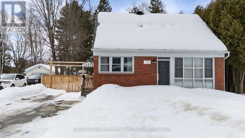 265 Lakeside Dr, North Bay, ON, P1A3E2 | Card Image