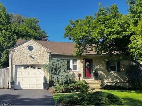 81 Mapes Ave, Springfield, NJ, 07081-3219 | Card Image