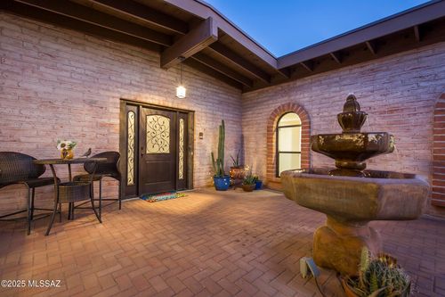 5142 E Camino Bosque, Tucson, AZ, 85718-4616 | Card Image
