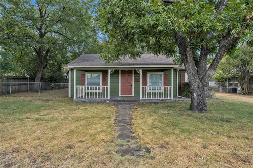 107 Brown St, Mansfield, TX, 76063-1711 | Card Image