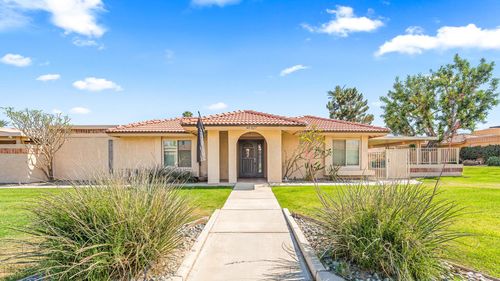 49327 Eisenhower Dr, Indio, CA, 92201-7521 | Card Image