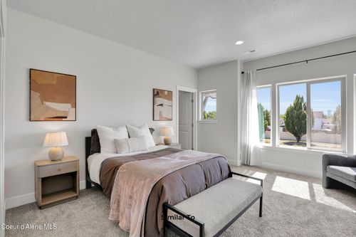 685 N Creative Way, Post Falls, ID, 83854 | Card Image