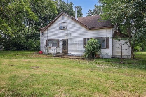 119 S Dane Rd, Williamsburg, KS, 66095-8165 | Card Image