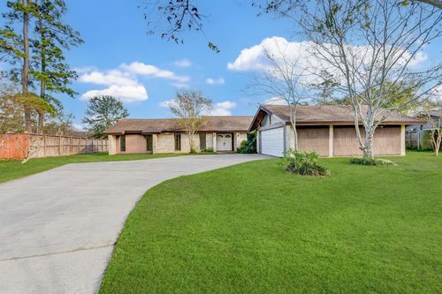 3203 Lazy Pine Lane, La Porte, TX, 77571 | Card Image