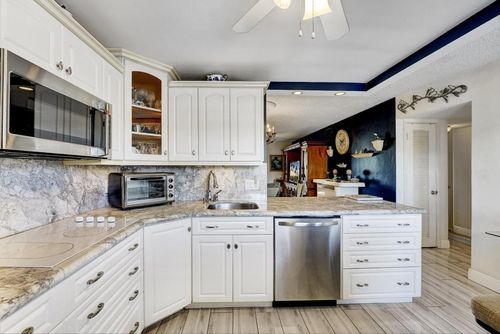 204-2615 Ne 1st Ct, Boynton Beach, FL, 33435-2060 | Card Image