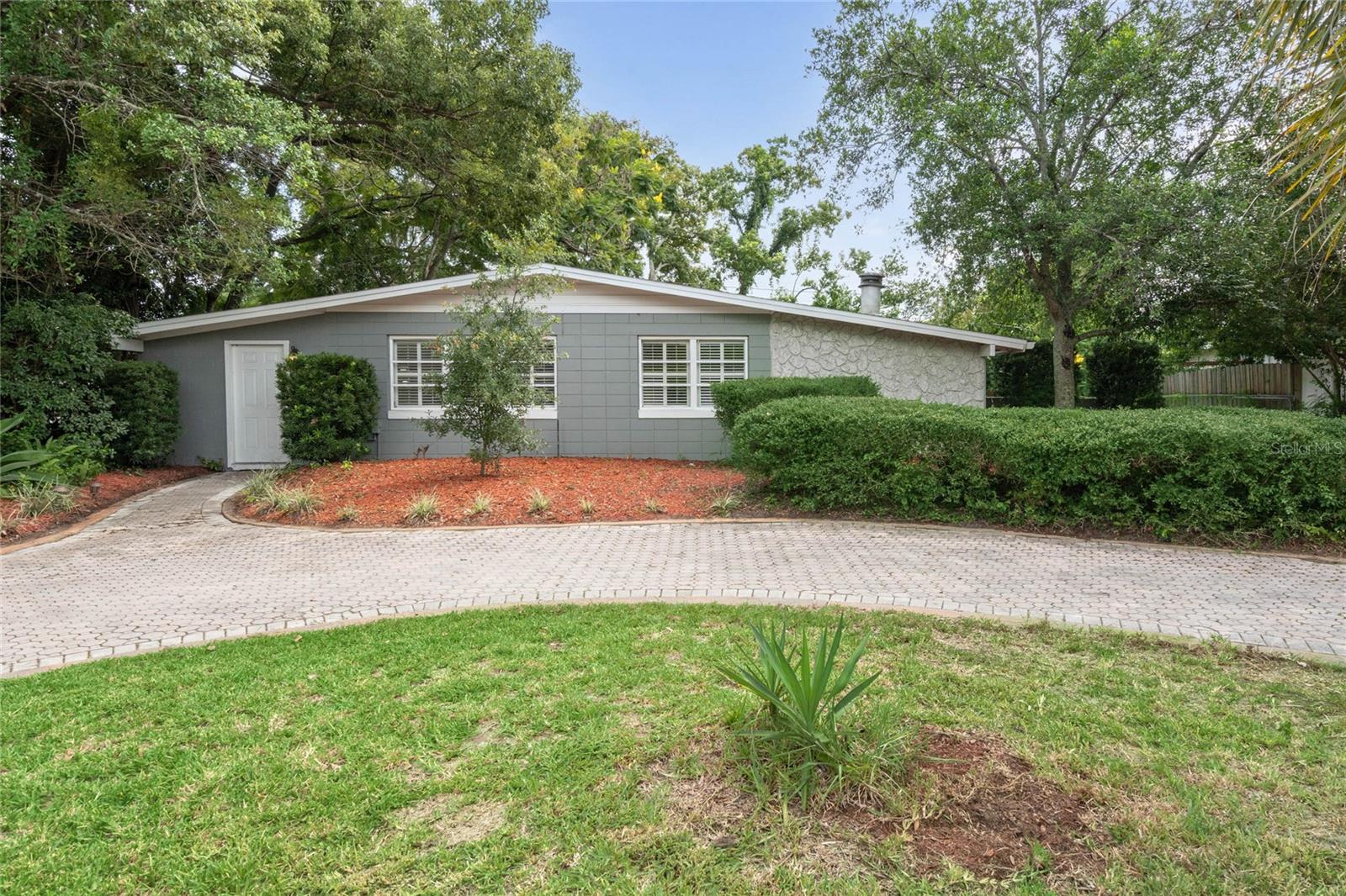 Arbutus Ln, Winter Park, FL 32792