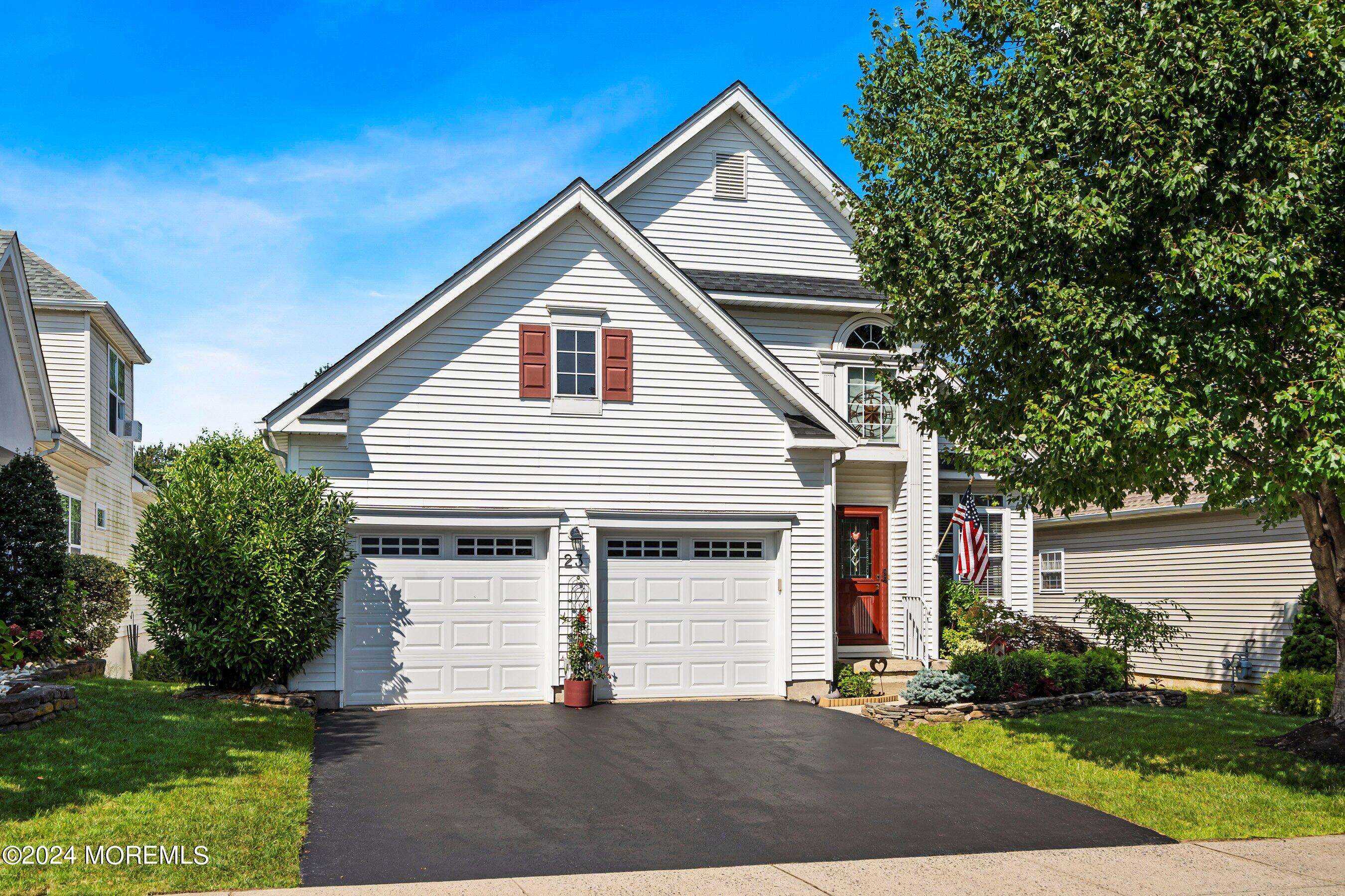 Hyacinth Ct, Holmdel, NJ 07733
