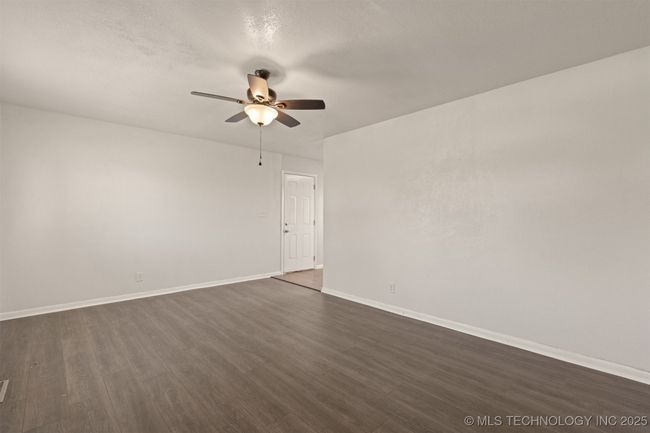 201 E 1 St St, House other with 2 bedrooms, 1 bathrooms and null parking in Claremore OK | Image 6