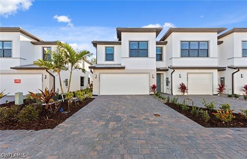 27832 Solis Grande Dr, BONITA SPRINGS, FL, 34135-3572 | Card Image
