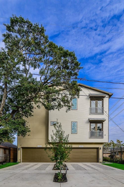1304 Nashua St, Houston, TX, 77008-3746 | Card Image
