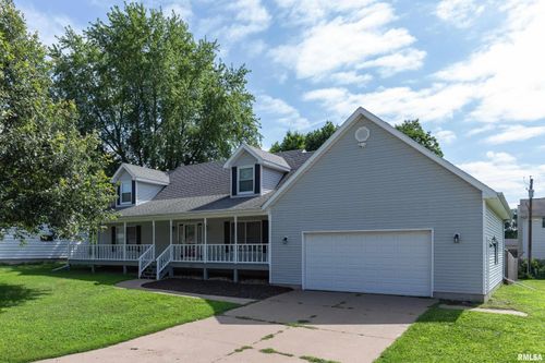 488 Sullivan Dr, Colona, IL, 61241-9550 | Card Image