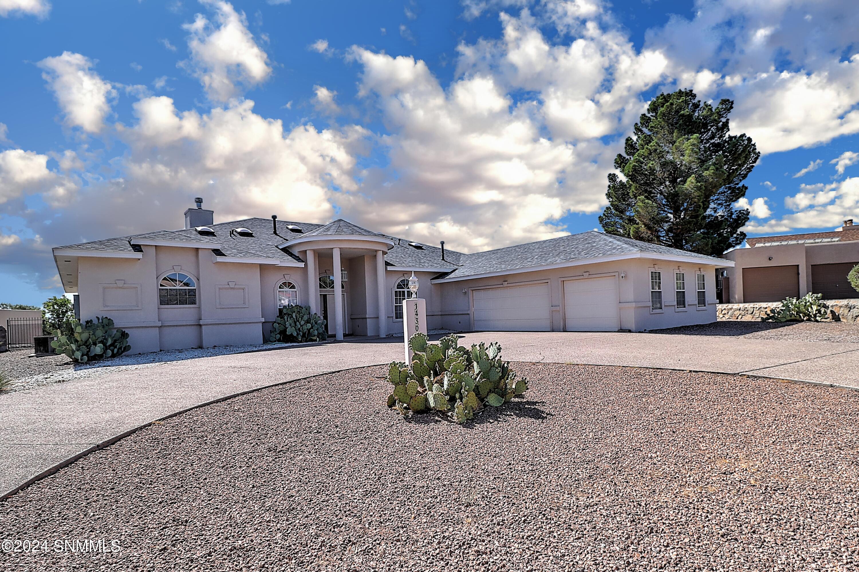 Via Norte , Las Cruces, NM 88007