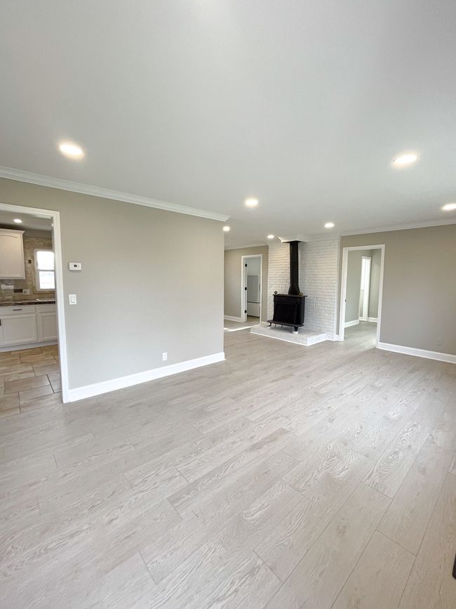 23504 W Winston Ave, House other with 4 bedrooms, 2 bathrooms and 8 parking in Plainfield IL | Image 5