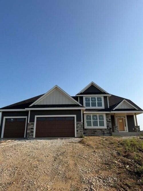 N82 W27810 Sunflower Ct, Hartland, WI, 53029 | Card Image