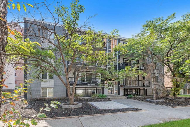 413 - 1333 13 Avenue Sw, Home with 2 bedrooms, 1 bathrooms and 1 parking in Calgary AB | Image 1