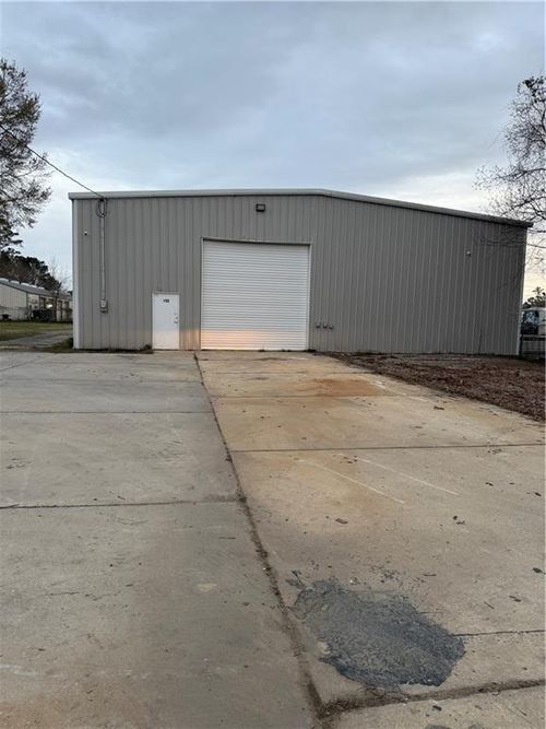 915 Carroll St, Mandeville, LA, 70448-3638 | Card Image