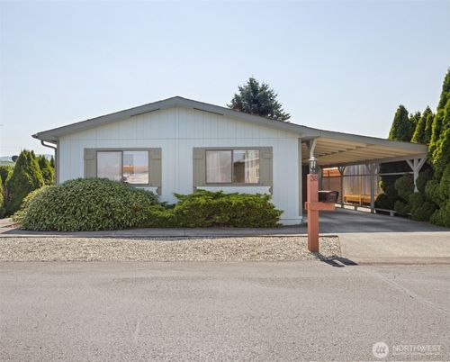 38-325 N 5th Ave, Sequim, WA, 98382-3354 | Card Image