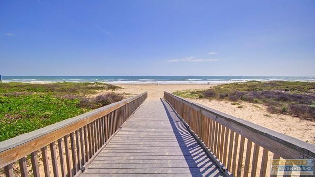 APT-207G - 2800G Gulf Blvd, Condo with 3 bedrooms, 3 bathrooms and 1 parking in South Padre Island TX | Image 42