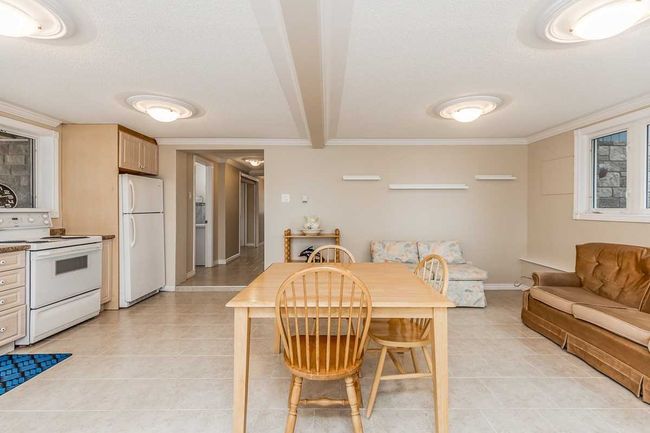 268 River Rd E, House other with 3 bedrooms, 2 bathrooms and 9 parking in Wasaga Beach ON | Image 28