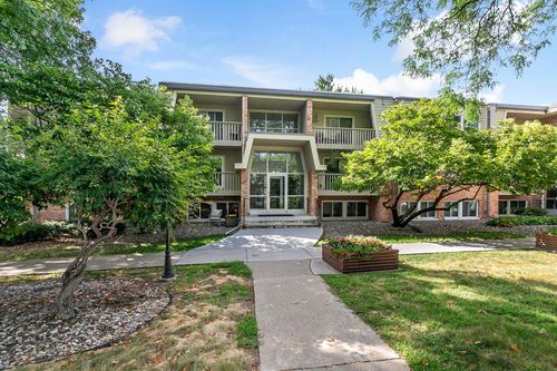 111-7318 W 22nd St, Saint Louis Park, MN, 55426-2739 | Card Image