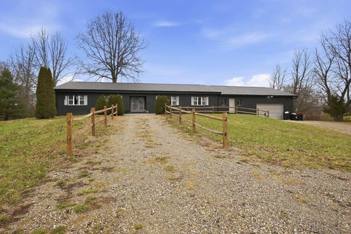 8048 Johnstown Utica Rd, Johnstown, OH, 43031-9405 | Card Image