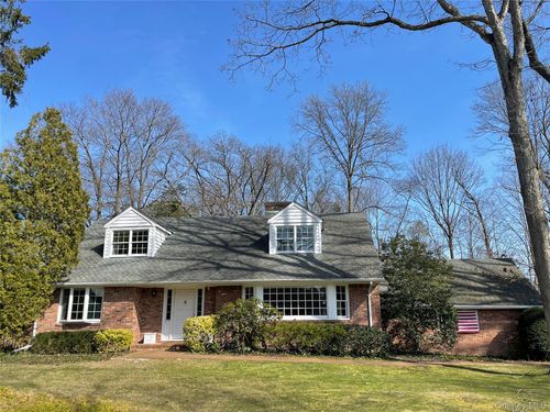 43 Glen Way, Cold Spring Harbor, NY, 11724-2012 | Card Image