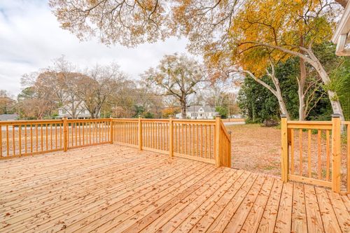 530 W Hayne St, woodruff, SC, 29388-1828 | Card Image