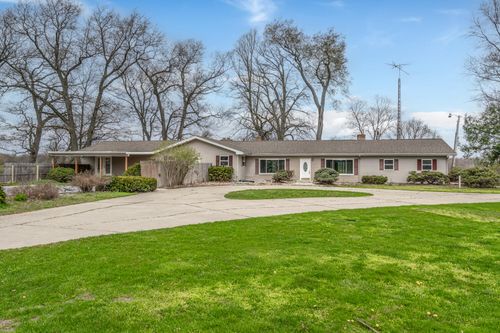 11886 Riverside Dr, White Pigeon, MI, 49099-9197 | Card Image