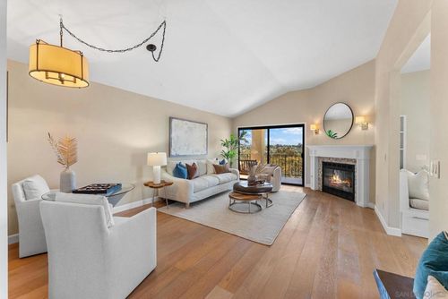 3127 Vista Rica, Carlsbad, CA, 92009 | Card Image