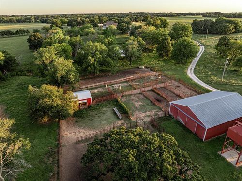 1 E John Deere Rd, Boley, OK, 74829 | Card Image