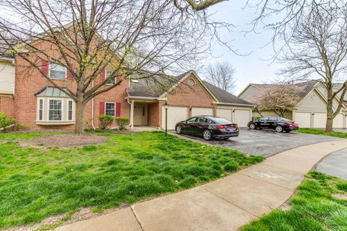 z2-311 Glasgow Ln, Schaumburg, IL, 60194-4859 | Card Image